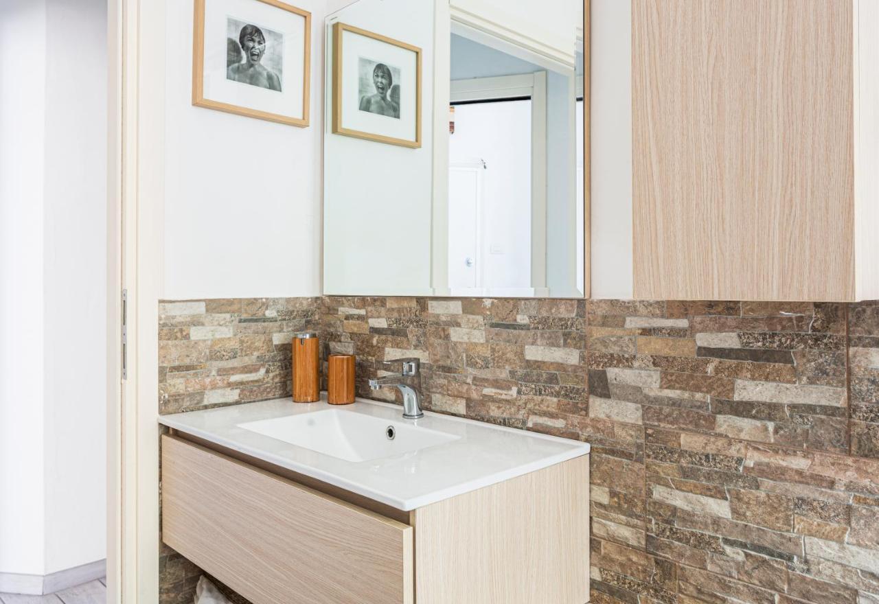 Spacious Retreat Steps From Lambrate Metro- Via Pacini Milano Exteriör bild